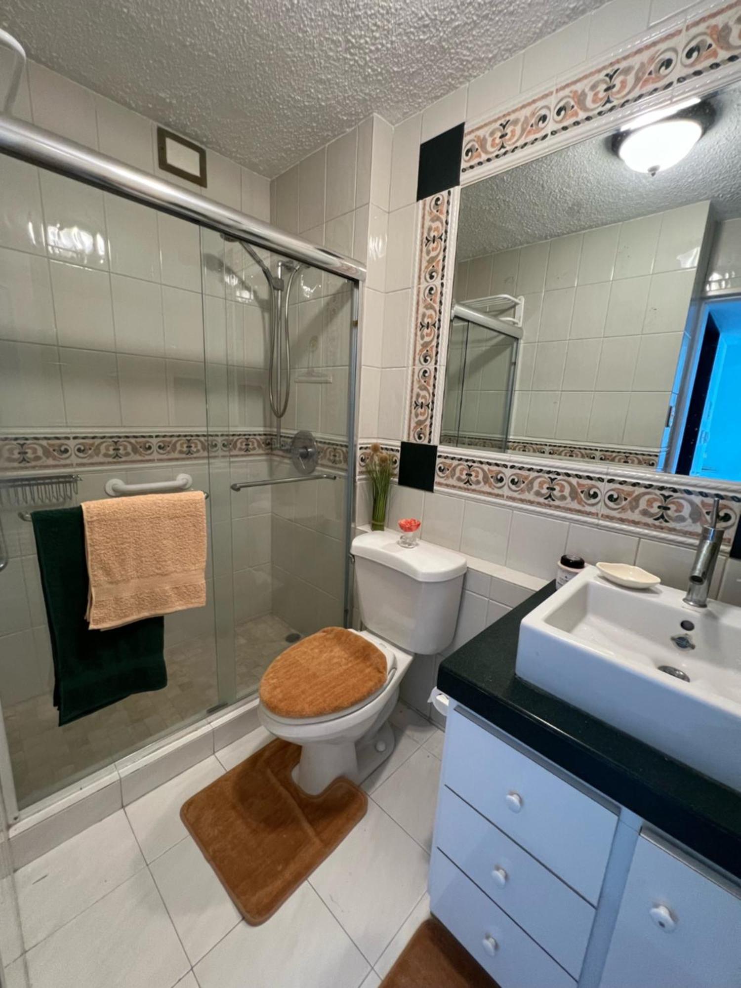 Gorgeous Ocean View 1Br W/Beach Acess & Pool Lägenhet San Juan Exteriör bild